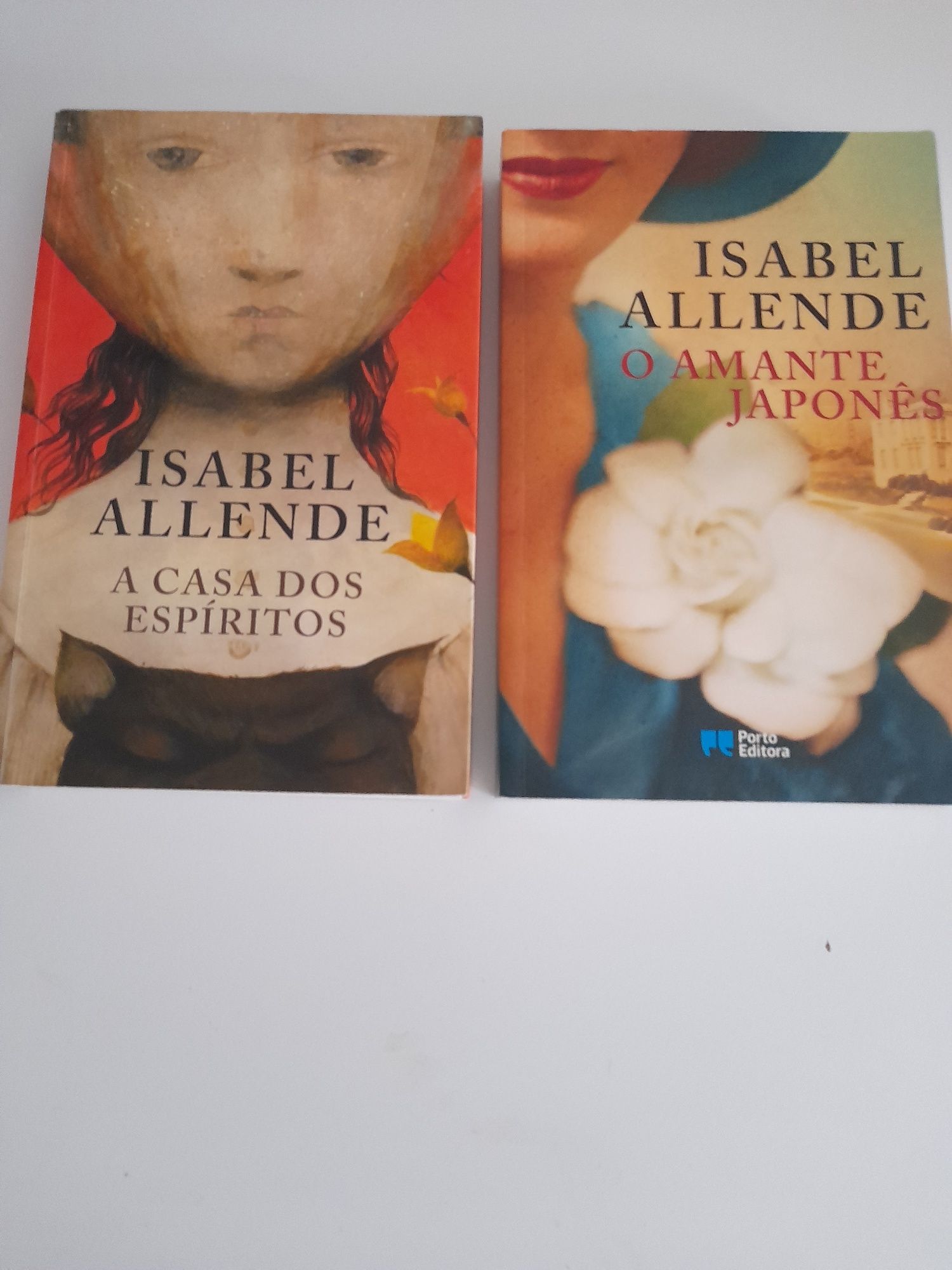 Livros ( Isabel Allende, STEPHENIE MEYER, C.J. Daugherty) ( 7€ cada um