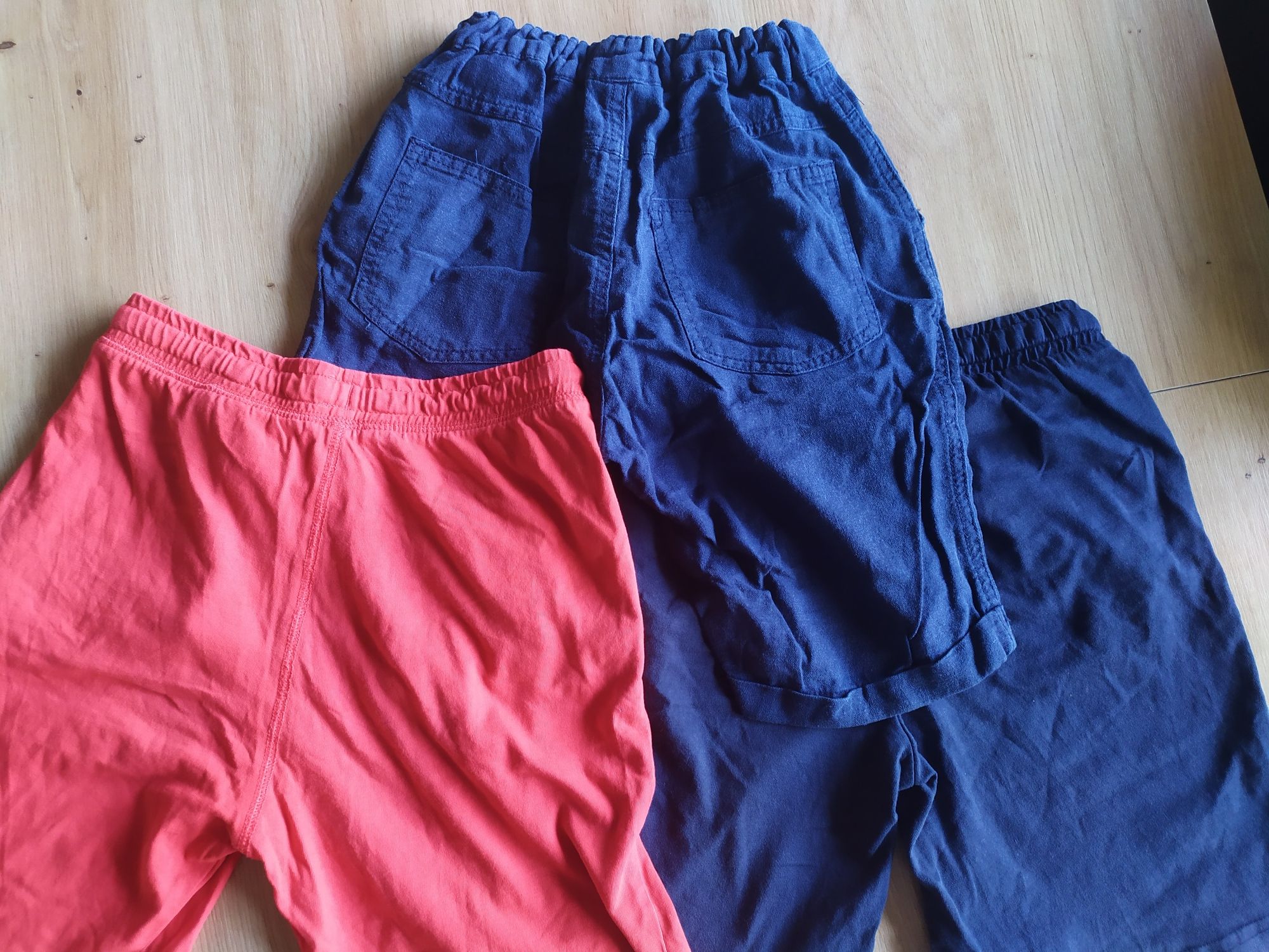 3 x szorty krótkie spodenki Coccodrillo H&M L&S r. 134
