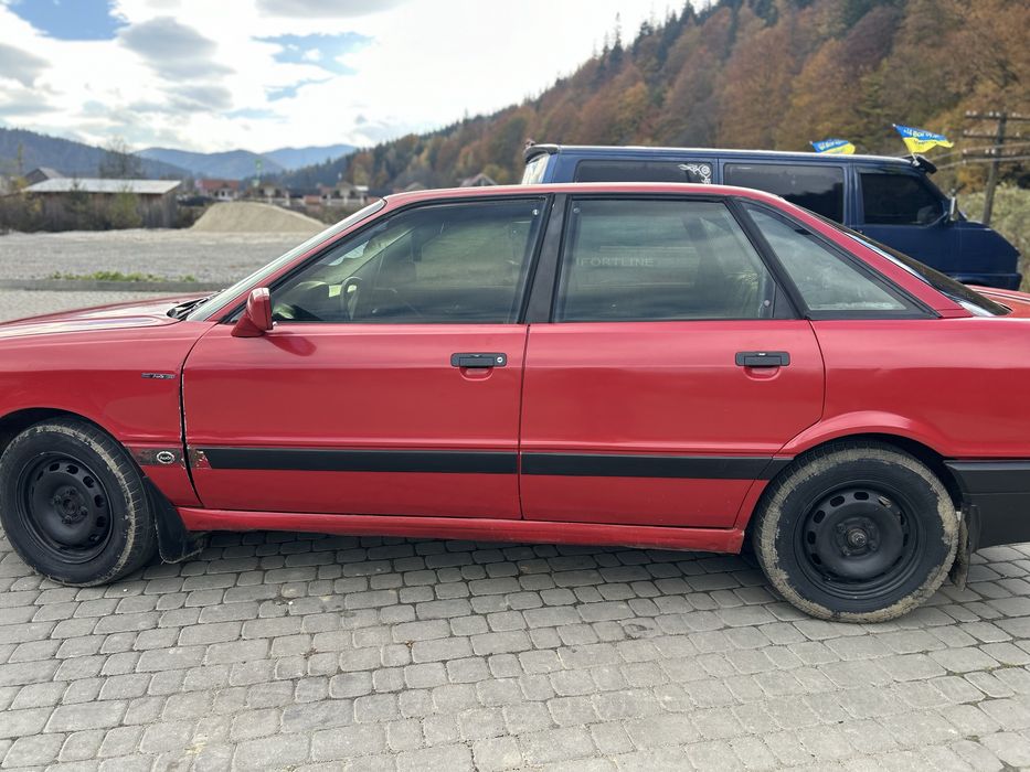 Продам Audi 80 1.8