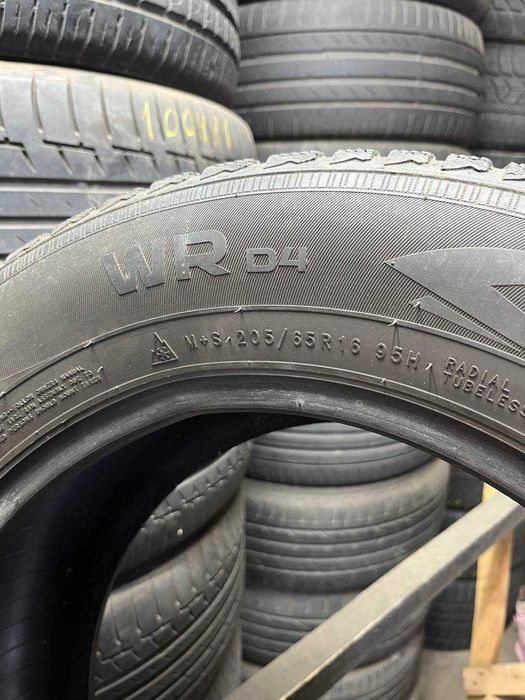 205/65 R16 Nokian пара зима