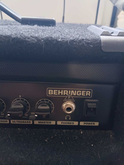 Wzmacniacz combo basowe