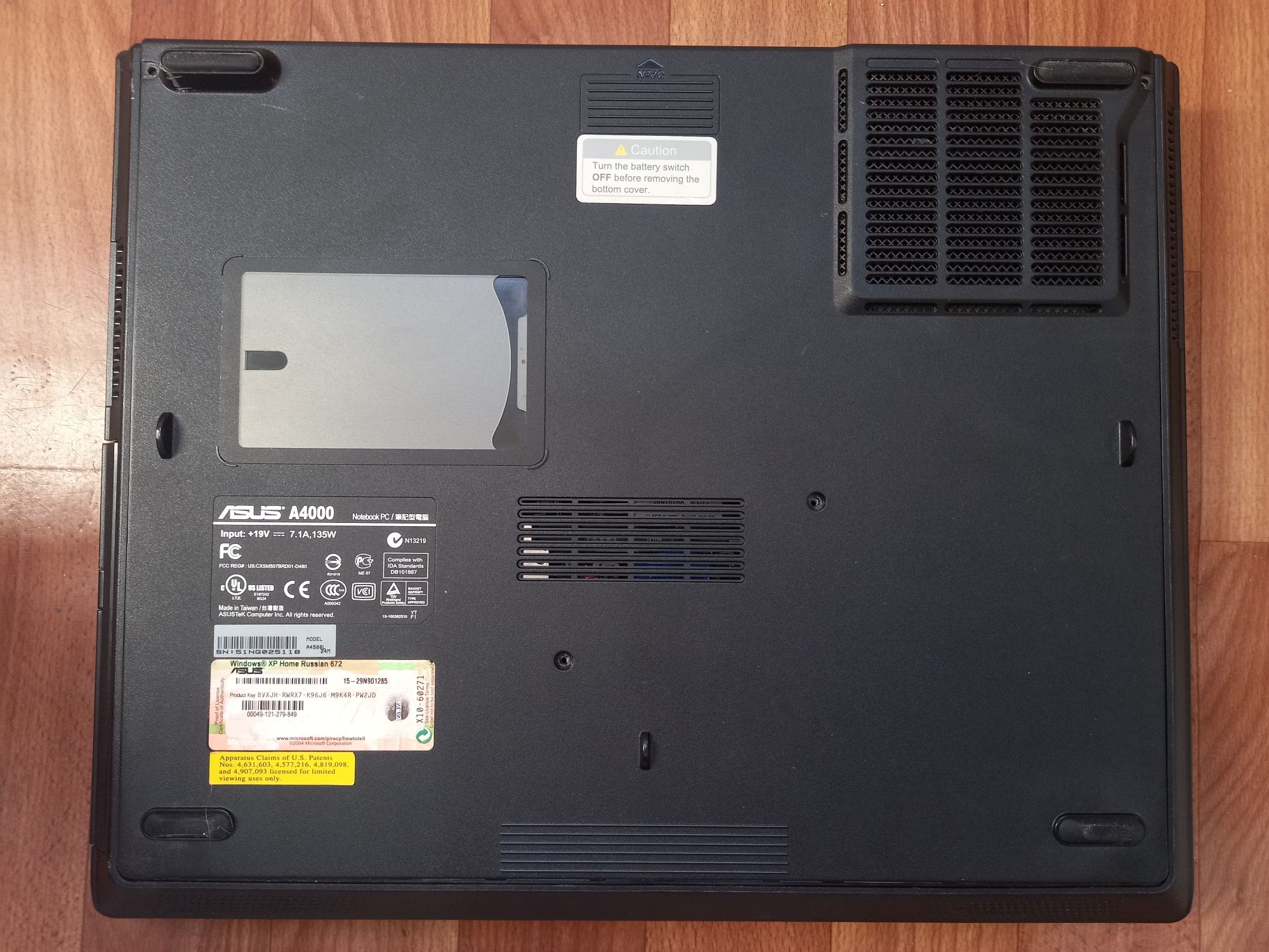 Ноутбук Asus A4500L старенький под Windows XP