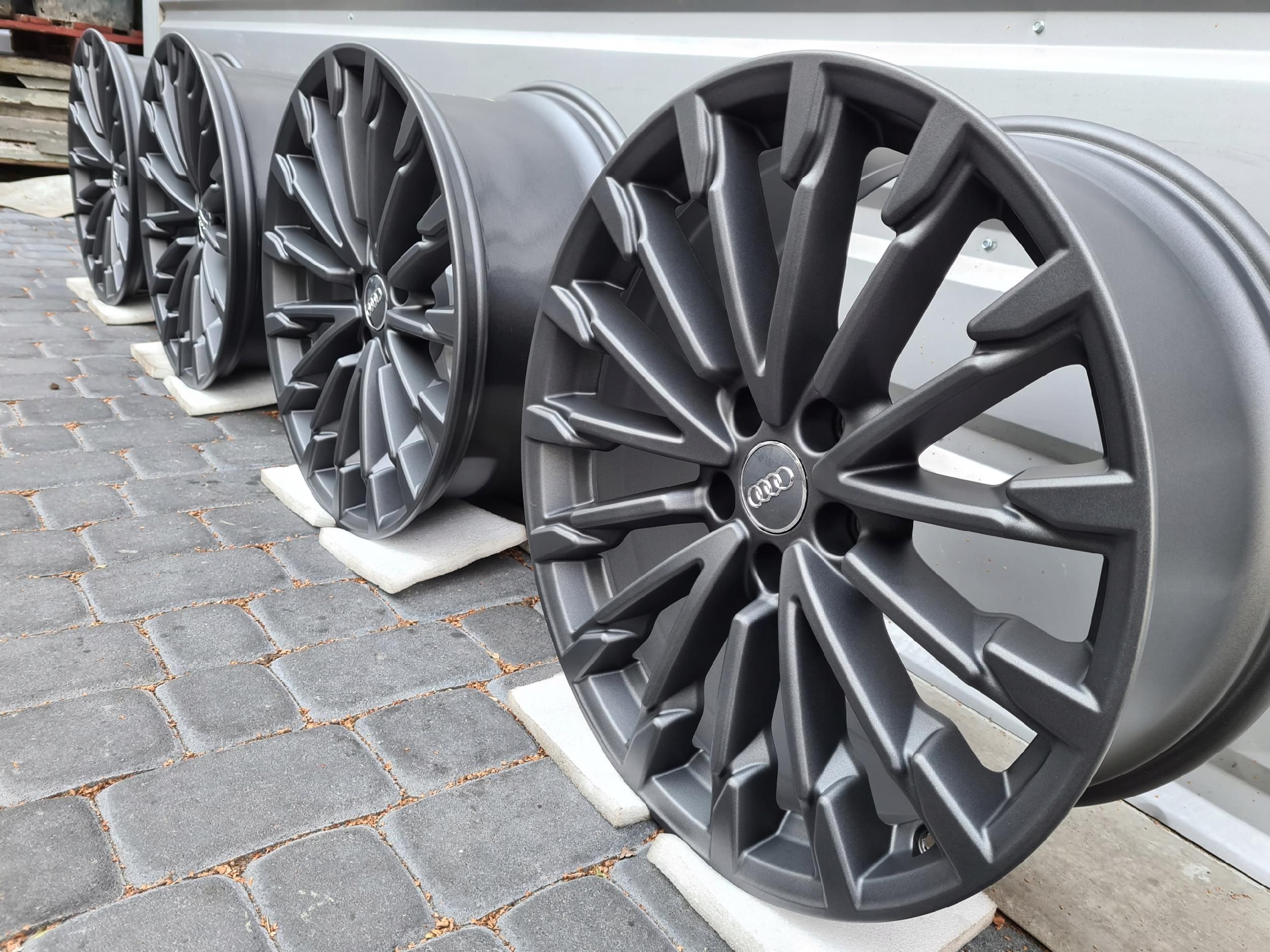 Oryginalne Felgi Audi 19 A4 A5 A6 A7 A8 Q3 Q5 Q7