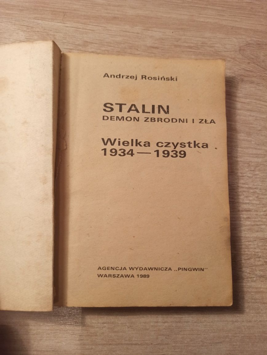 Książka Stalin demon zbrodni Andrzej Rosiński