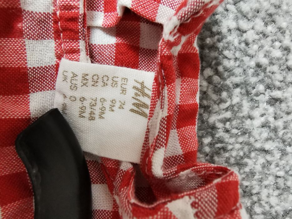 Świąteczna sukienka w kratkę rozmiar 74 H&M