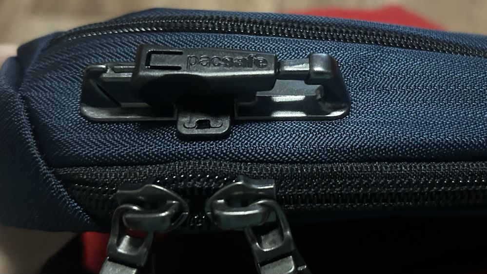 Рюкзак packsafe, антизлодій; синій