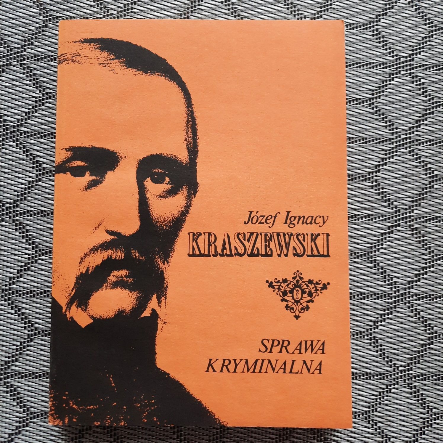 Kraszewski - Półdiablę weneckie, Sprawa kryminalna