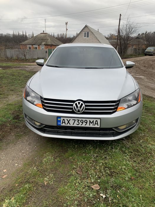 Продам Пассат В7 2013 год 2.5 газ бенз