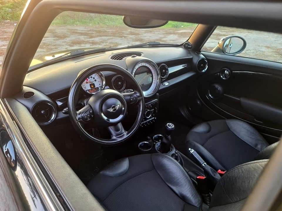 Vendo Mini Cooper S R56 LCI 2011 – Motor N18 – Preto Ful Extras