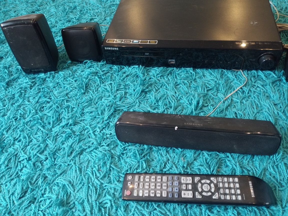 Zestaw kina domowego SAMSUNG HT-Z220