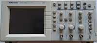 Osciloscópio TEKTRONICS TDS1002