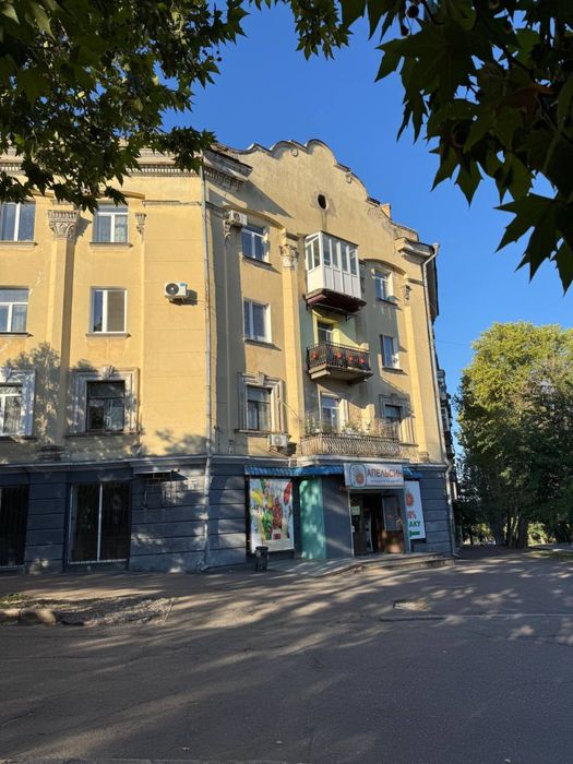 Двокімнатна квартира в районі Сухого Фонтану