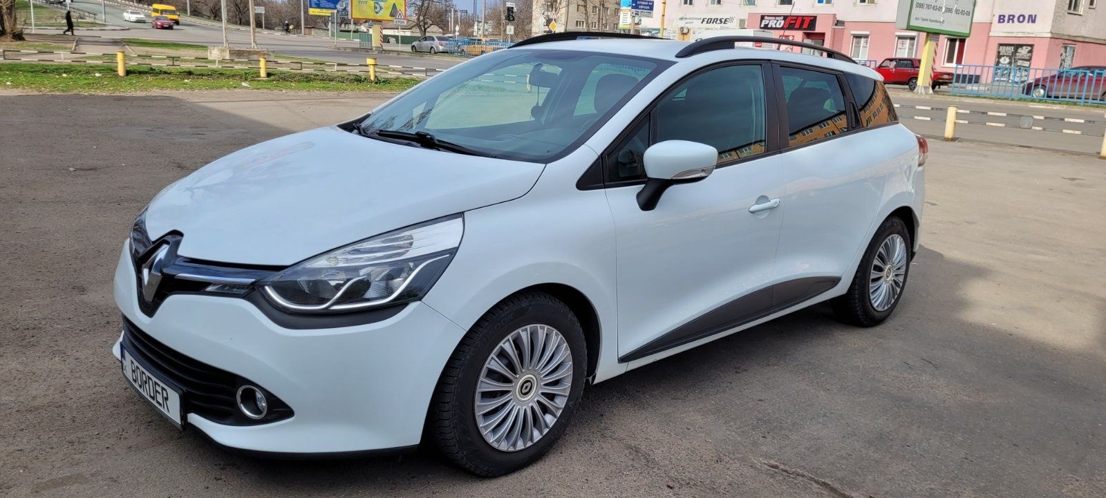 Продам Рено Кліо 2015 року, привезене з Франції з двигуном К9К
