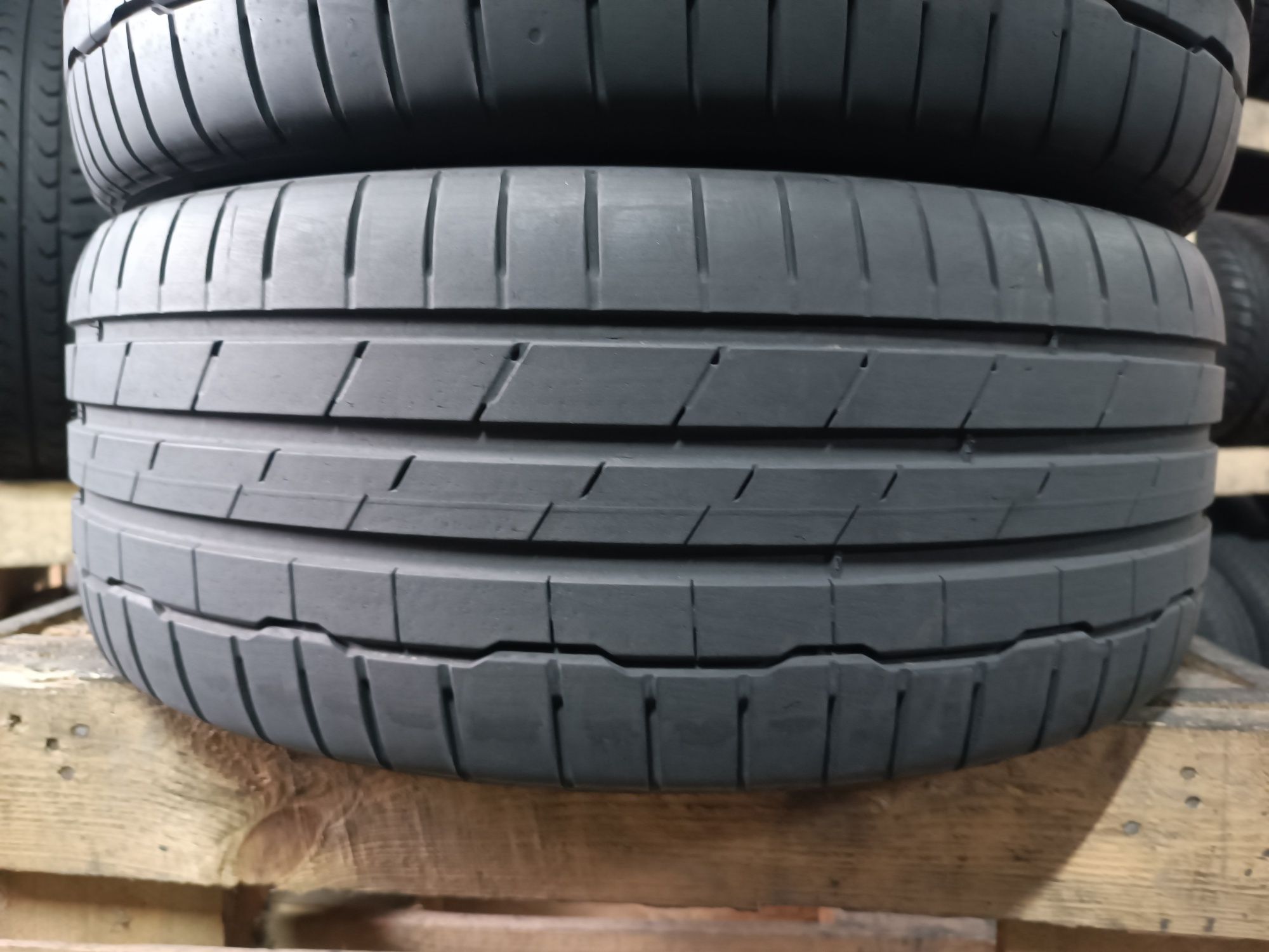 Літні шини HANKOOK 225/45 R18 резина Р18