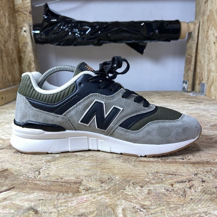 Чоловічі кросівки Нью Беленс 997 Olive