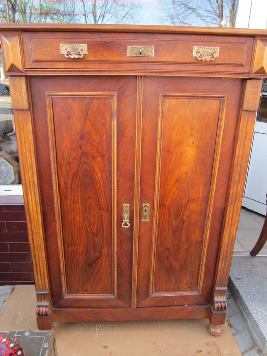 bieliźniarka antyk [cena z wysyłką]