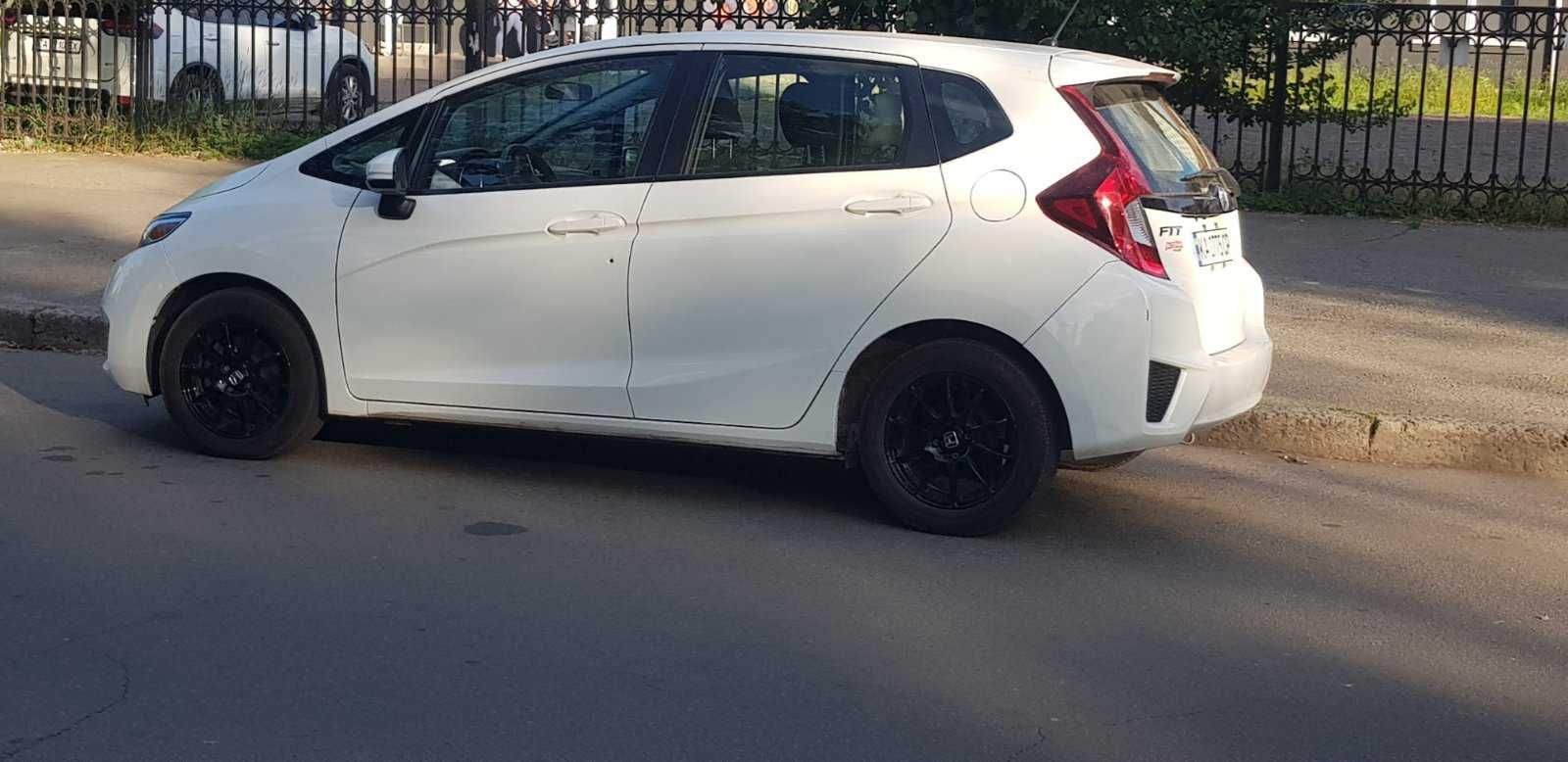 Продам HONDA FIT. 2017.