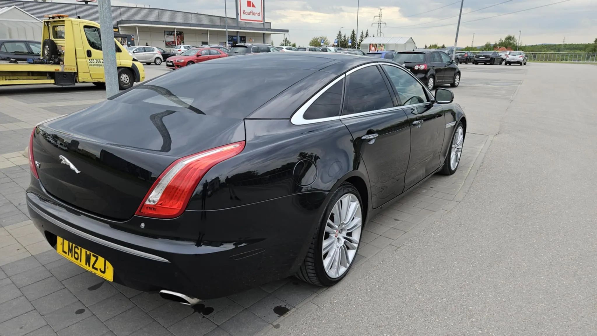 Jaguar XJ Jaguar XJ X351 3.0 diesel 2011 Premium Luxury Anglik UK