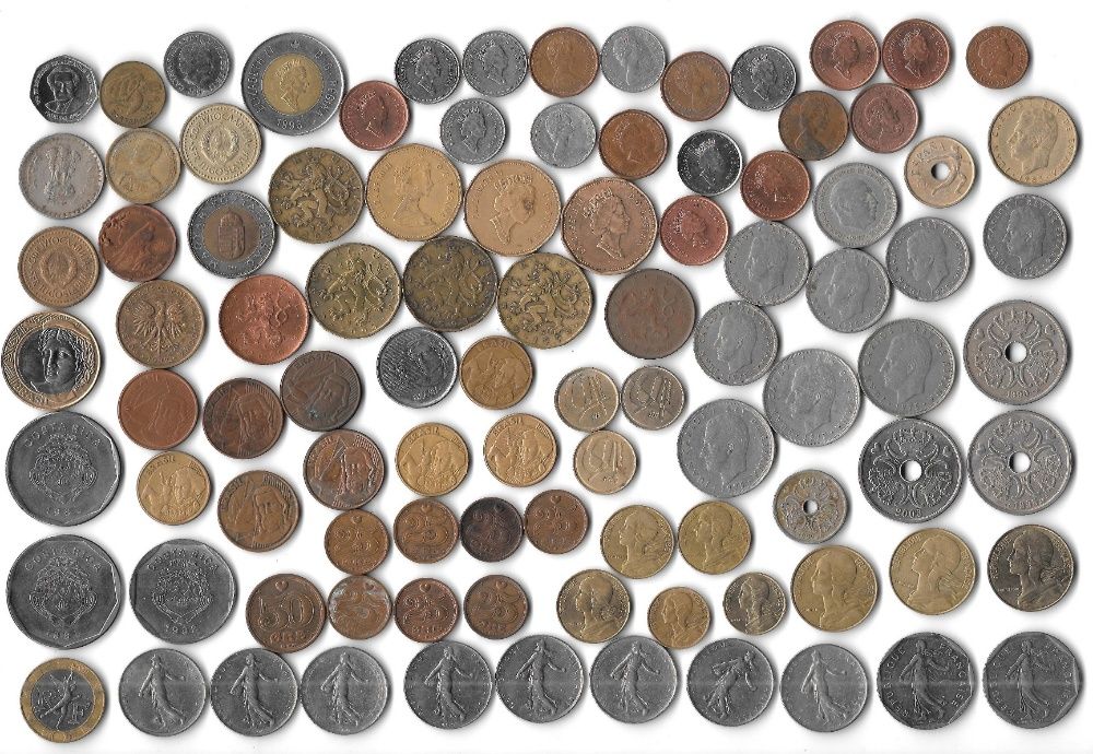 Lote de 147 Moedas Estrangeiras