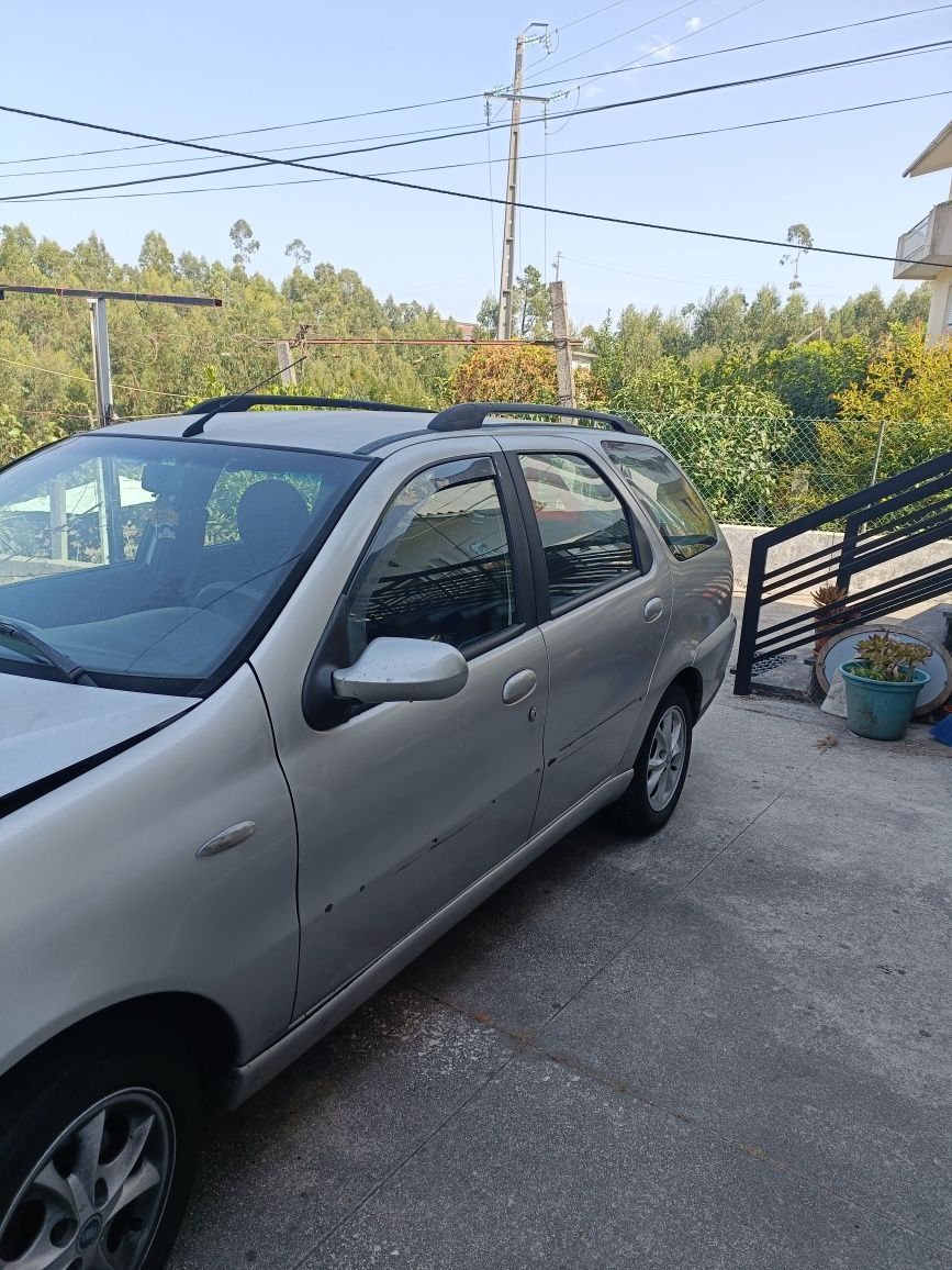 Fiat palio weekend modelo brasileiro