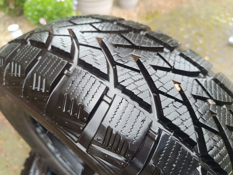 Opony zimowe 185/60r15 Kormoran SnowPRO Windforce SnowBlazer komplet