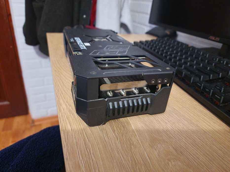 Asus PCl-Ex GeForce RTX 4070 Ti TUF Gaming OC Edition 12 GB