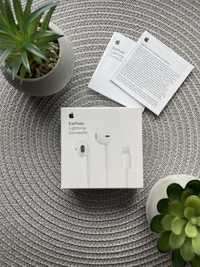 Навушники Apple EarPods Lightning дя айфон лайтинг