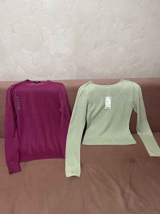 Новый , тонкий , базовый джемпер ,Uniqlo меринос 100%,размно M