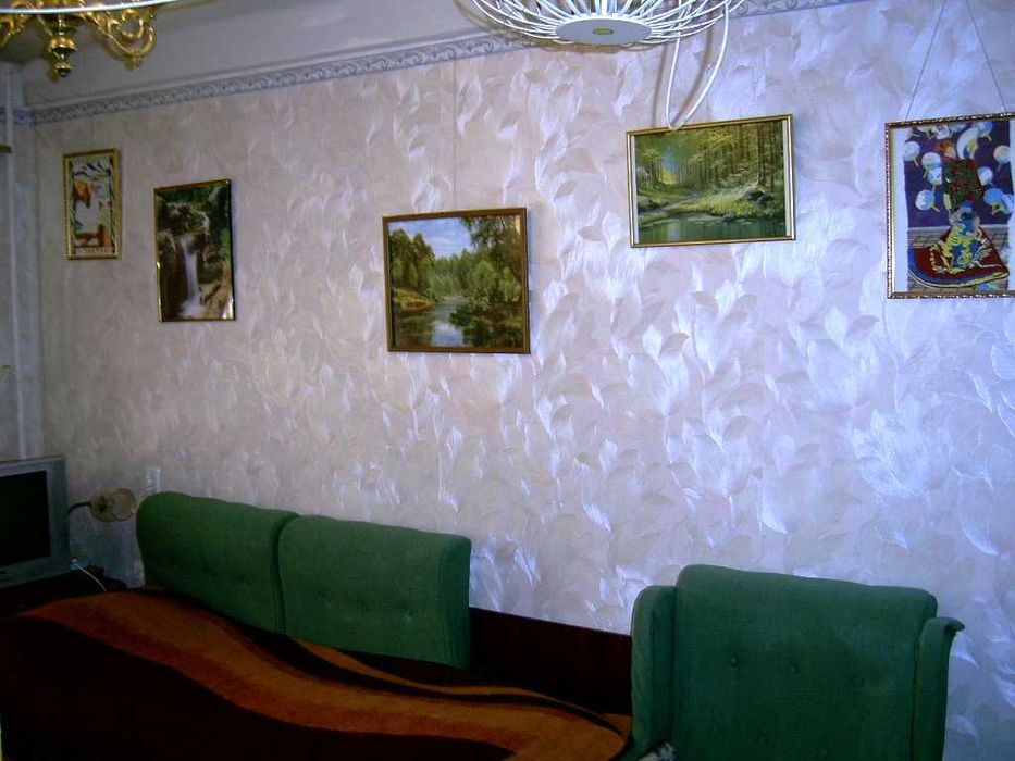 Сдам изолированную комнату в 2х к. квартире элитного тихого центра.