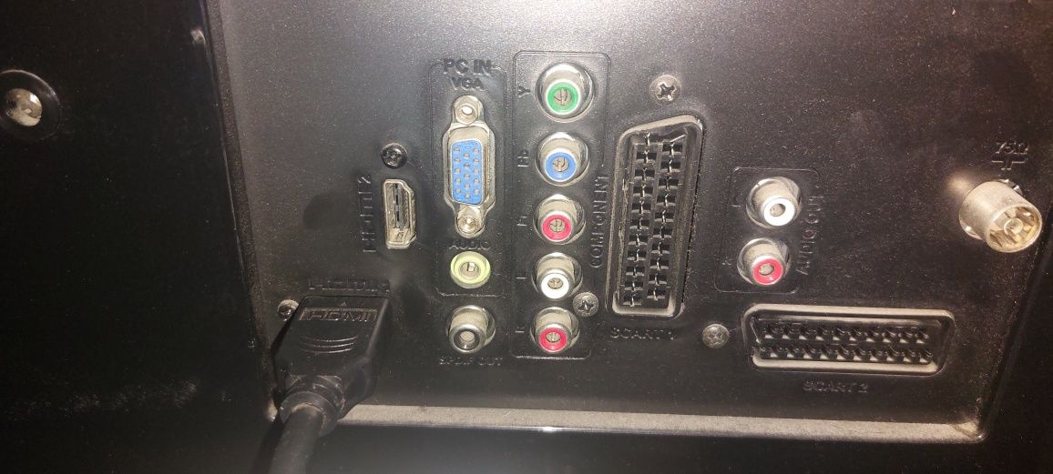 TV Scharp LC32LE320E-BK