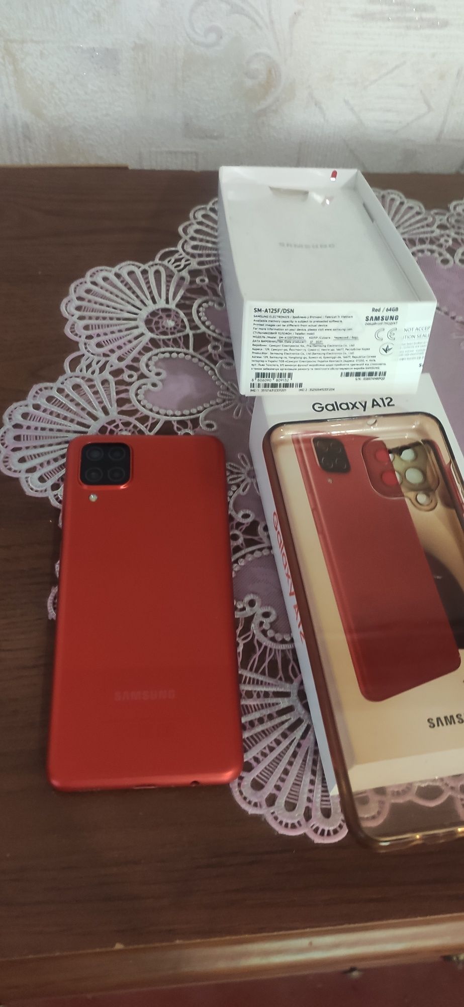 Samsung galaxy , телефон б.у.