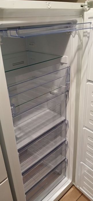 Морозильная камера Beko
