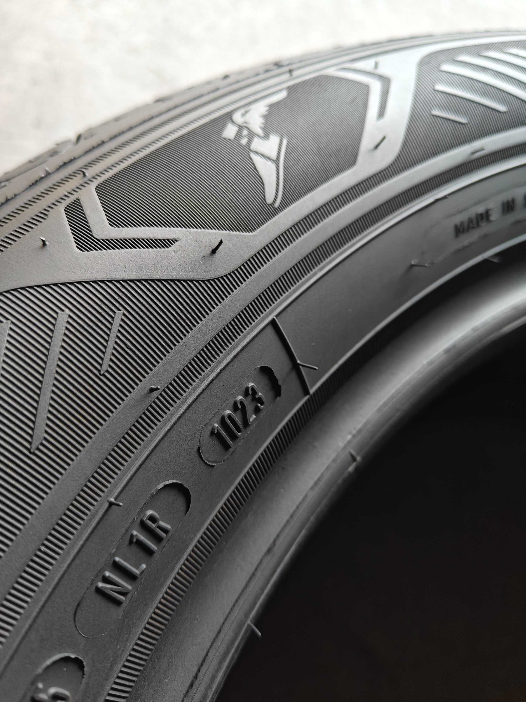 R18 235 60 GoodYear EfficientGrip² шини літні в доброму стані