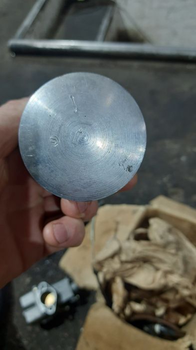 Поршня ЮПИТЕР,карбюраторы