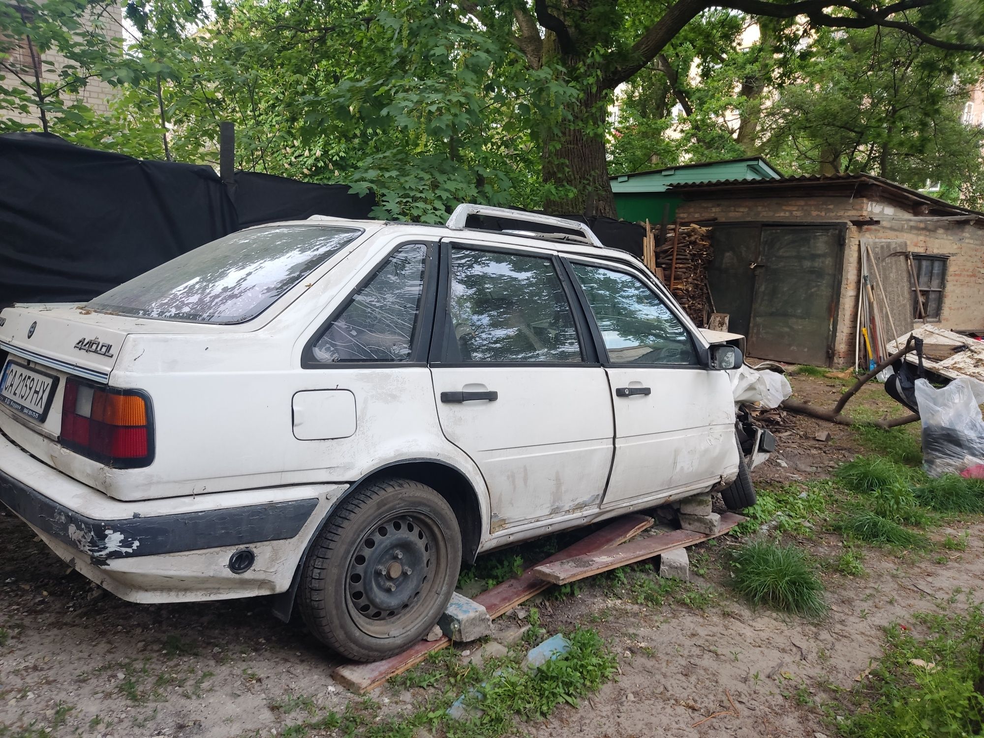 Volvo 440 після ДТП, на розбор, по запчастинах