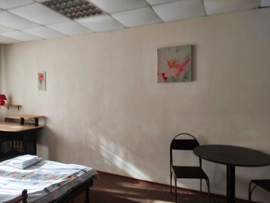 Подобово квартира ст.м. Дорогожичі, ул.Теліги, 33/4