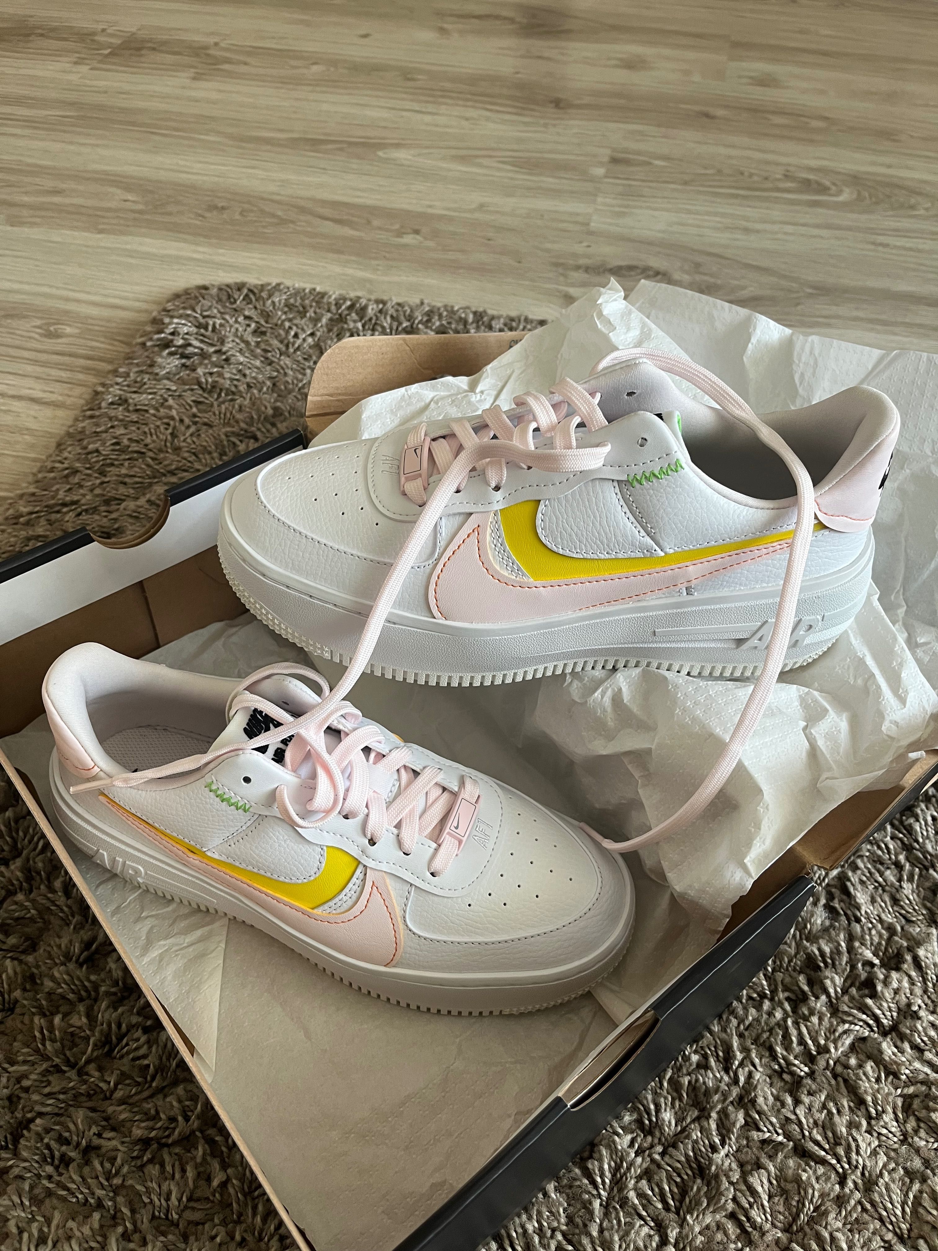 Кросівки NIKE оригінал