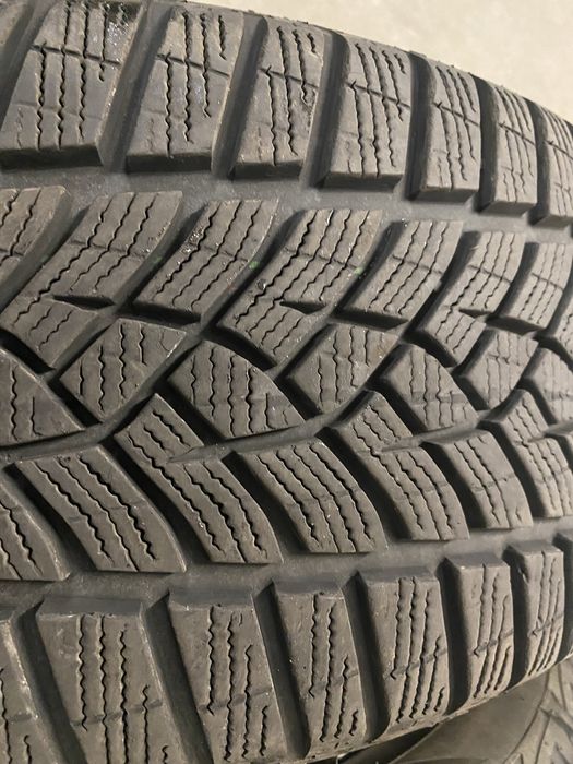 225/50/17 Opony goodyear ultragrip performance+