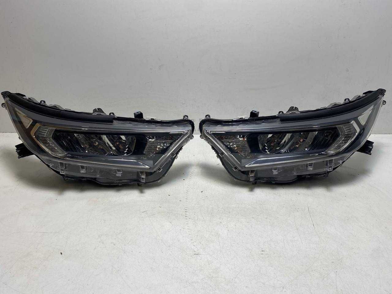 Фары, фари Toyota Rav 4  FULL LED