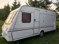 Elddis Crown  Sprzedam 5 osobowy прицеп campingowy Eldis Crown . 2002 roku wypuszcza