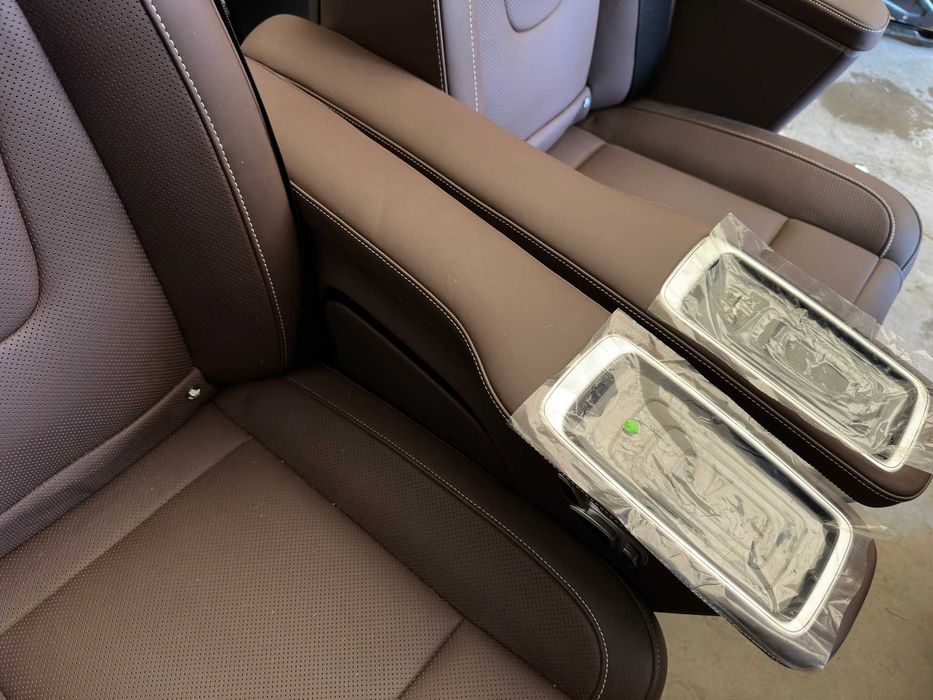 Нові сидіння салон сиденья Mercedes V-klasa W447 Віто Vito Nappa VIP