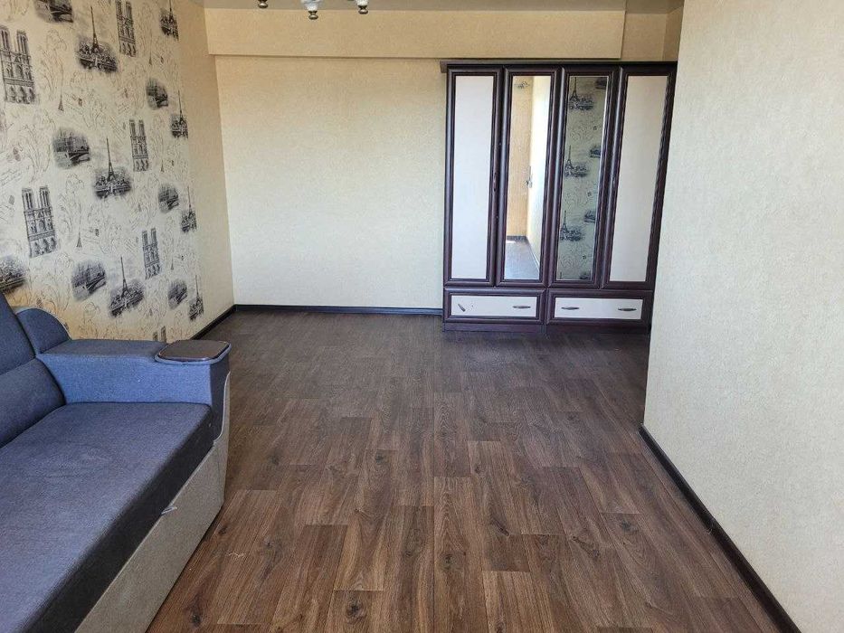 2-к, Малий ринок, від власника, дім цегляний, з ремонтом, меблями