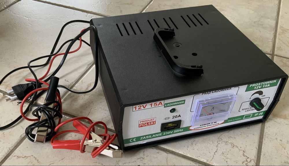 HERTZ prostownik transformatorowy 12V 15A nowy