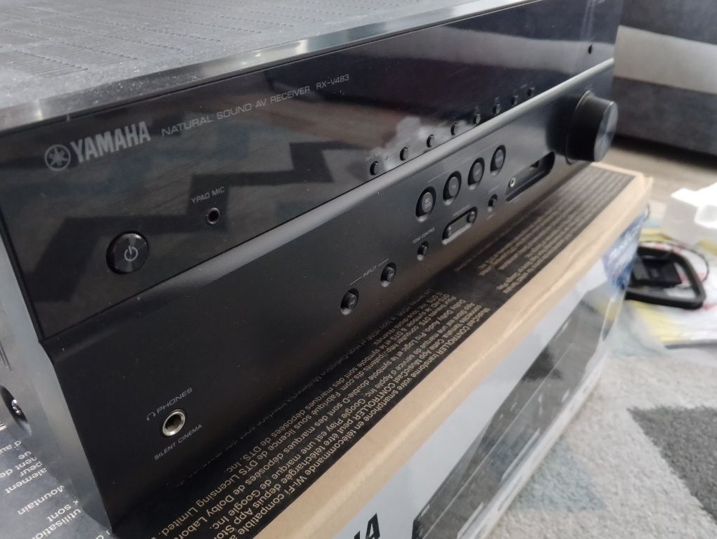 Yamaha RX-V483 amplituner wifi bluetooth