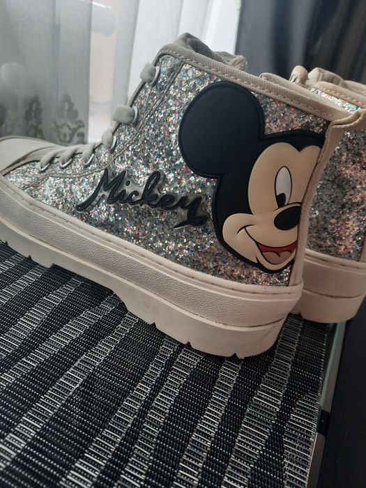 Кеди 36р від zara