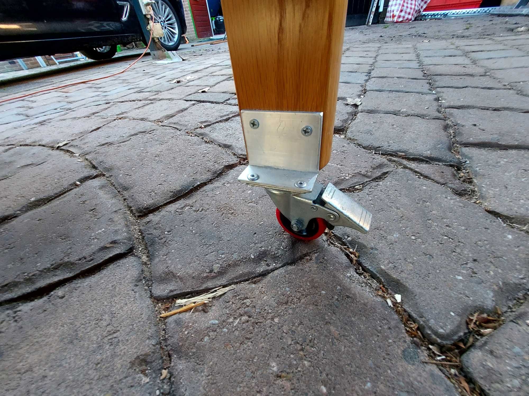 Łóżko 90x200 ze stelażem elektrycznym