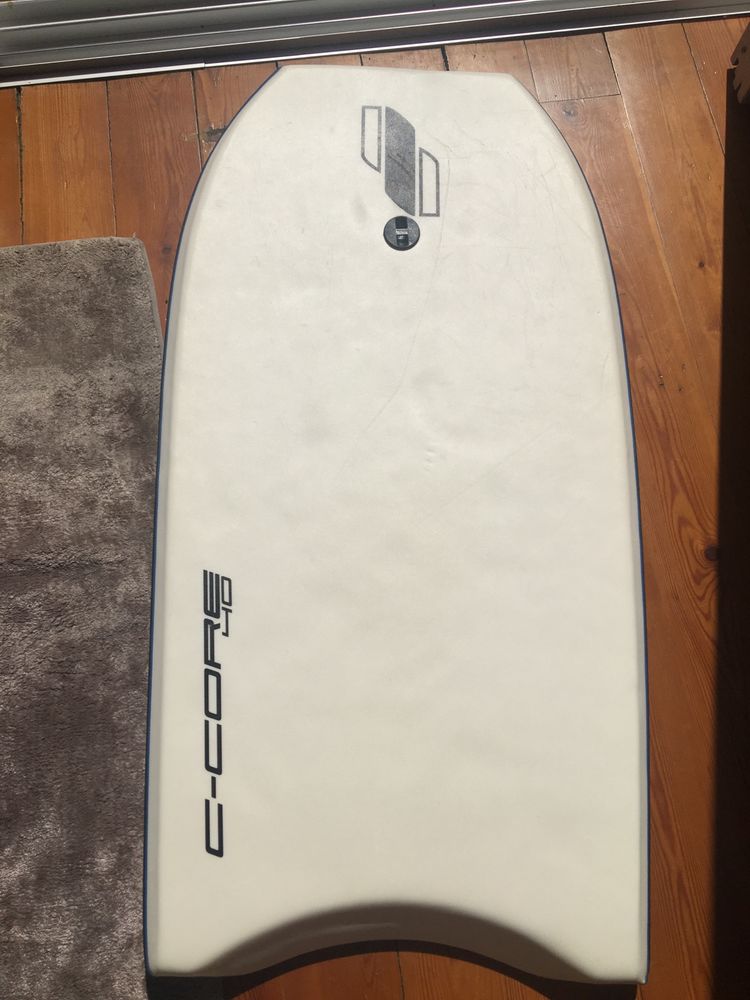 Várias pranchas Bodyboard