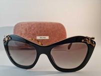 Óculos de Sol Miu Miu Cat