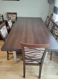 Stół, krzesła i stoliki kawowy