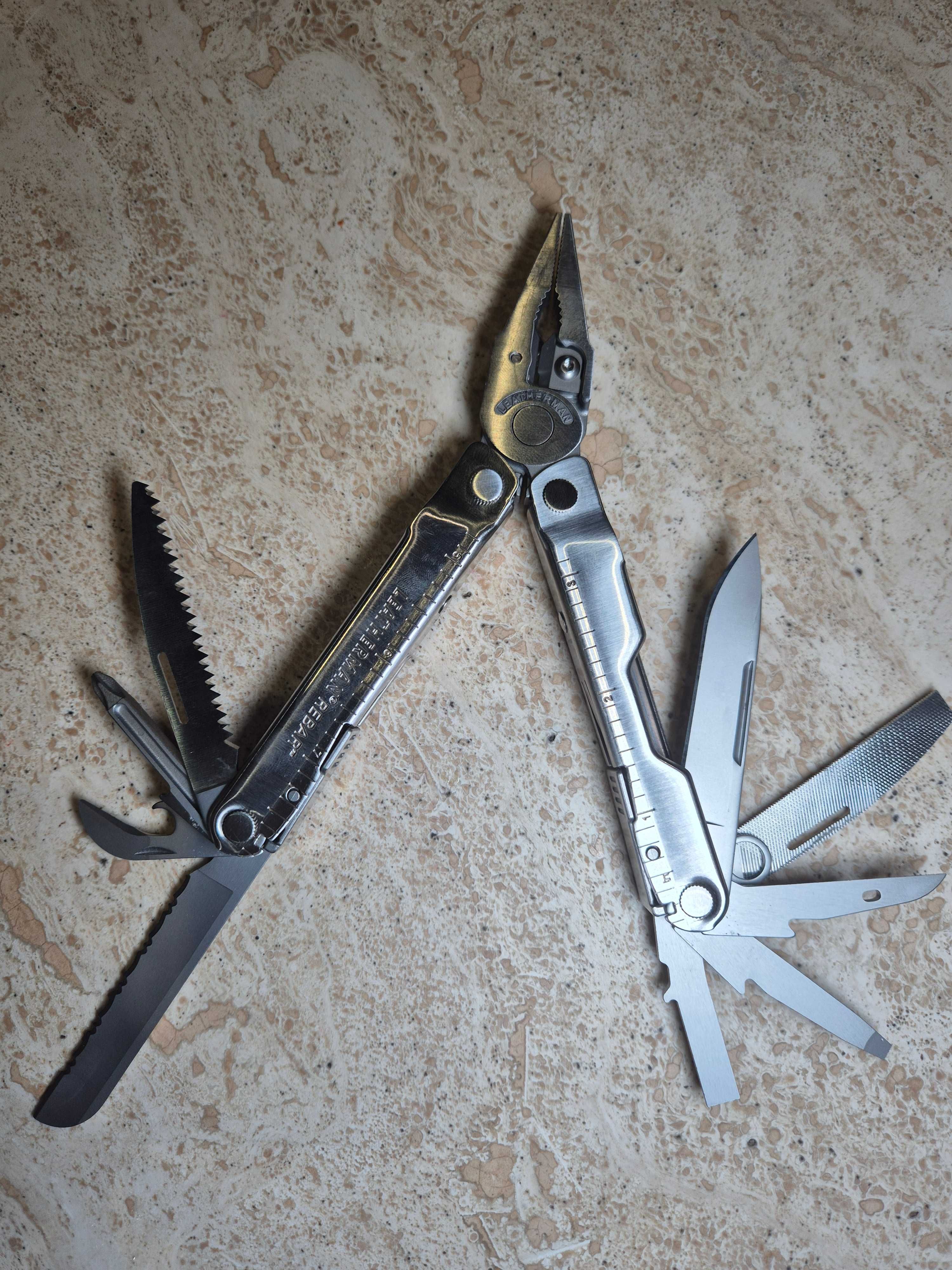 Multitool Leatherman Rebar